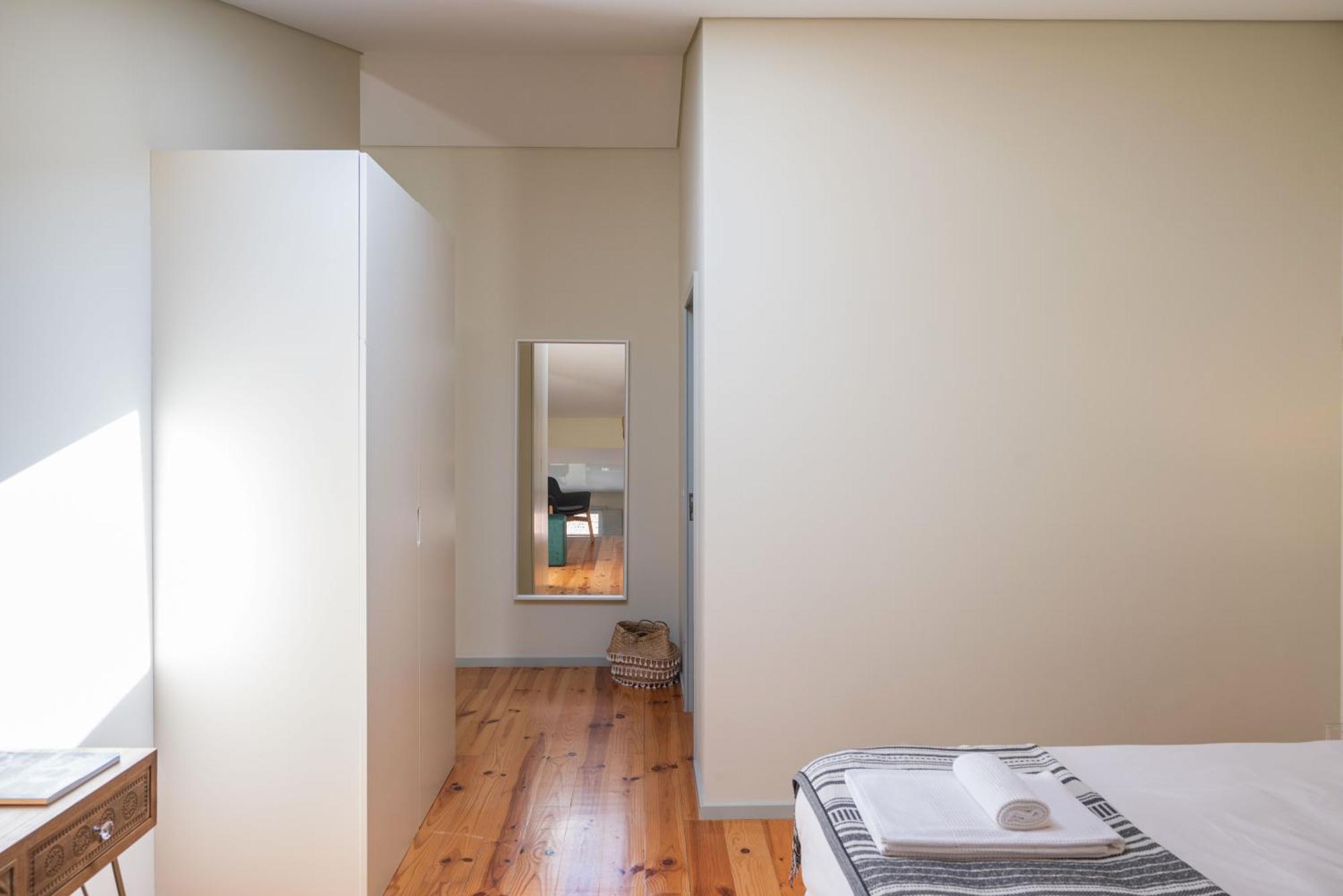 History Apartment *