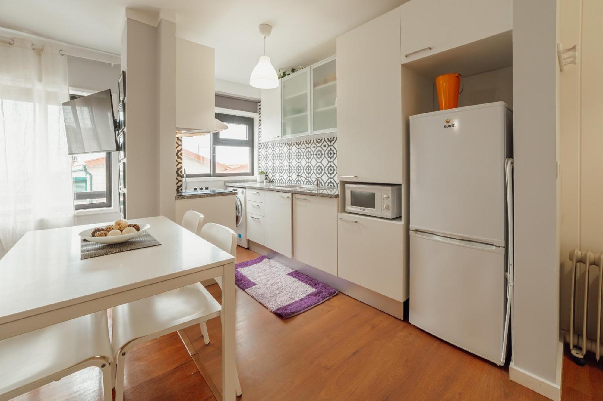 Apartment Espinho Seawalk And Seaview By Vacationy Porto