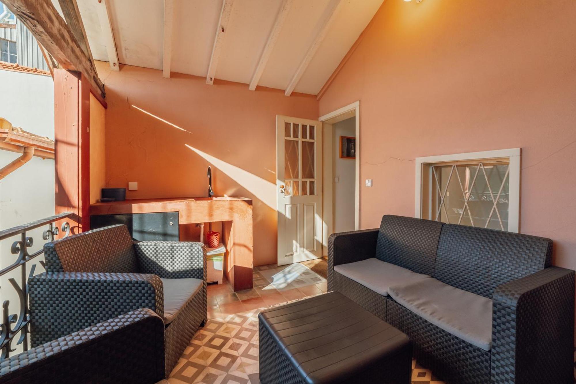 Historical Duplex By Hosty Apartment Porto