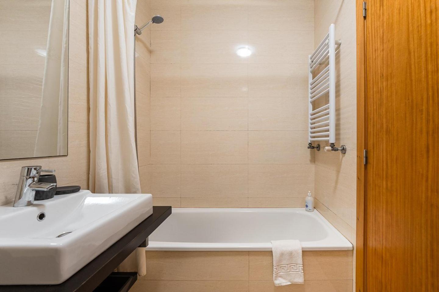 Guestready - Pleasant Hideway In * Porto