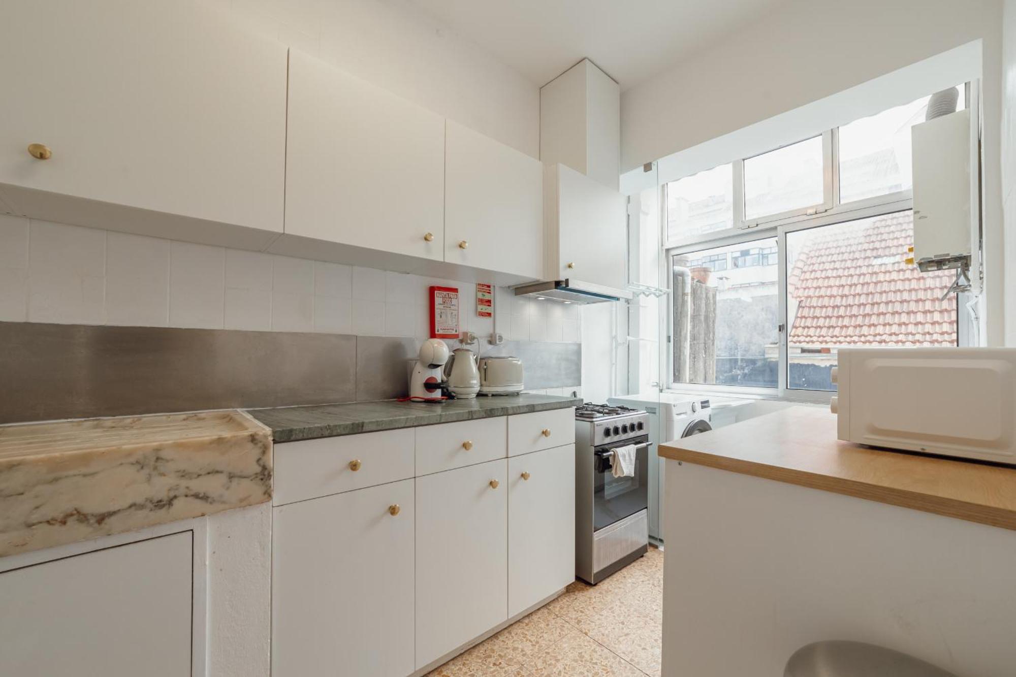 Apartment Summer Espinho Flat By Vacationy