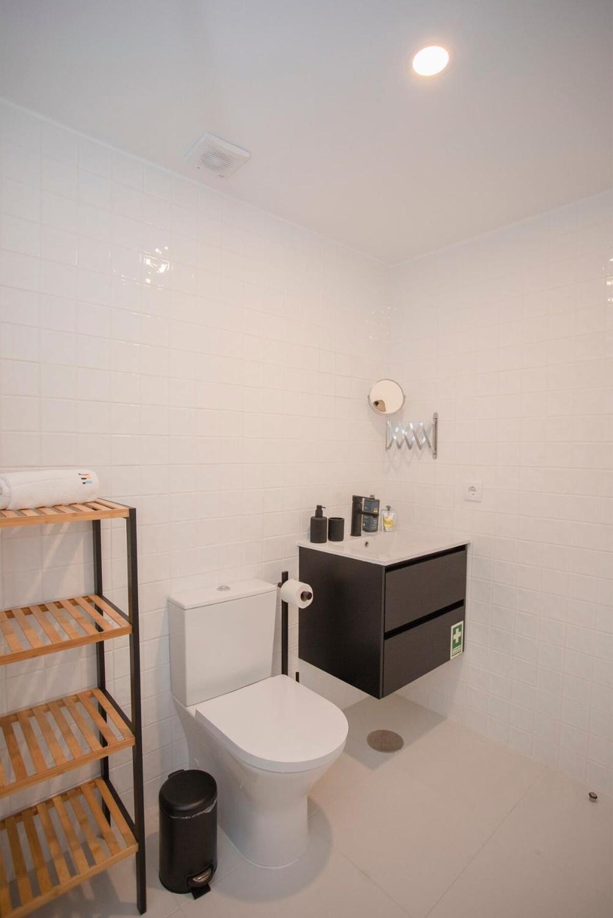 Liiiving In - Soho Urban Retreat *
