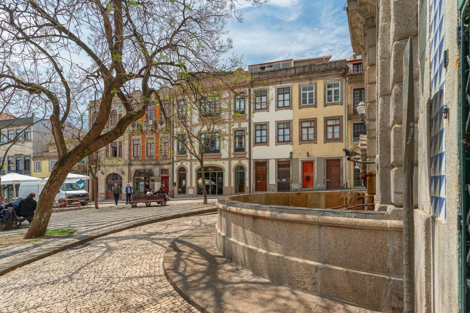 Apartment Gorgeous And Flat W. View To Charmy Square *
