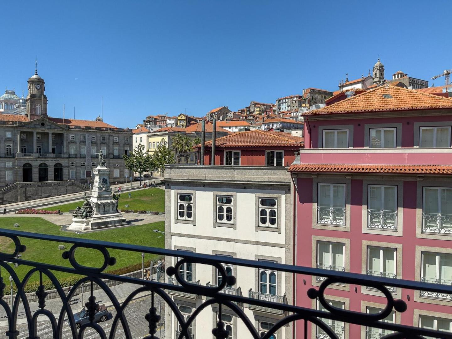 Apartment Award-winning Loft Design With View To Douro River Porto