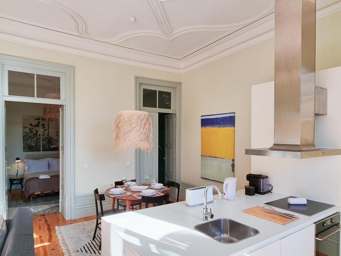 Stunning Flat With Private Balcony In Center Apartment Porto