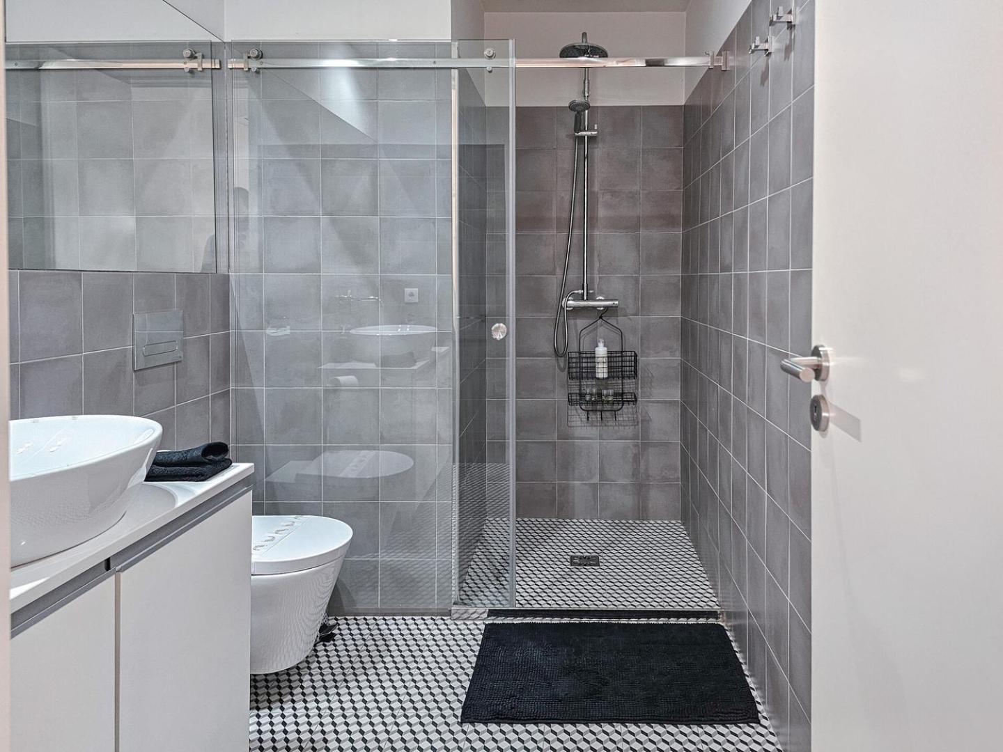 Loft W. Private Balcony And Ac Few Steps To River Luxe tent Porto