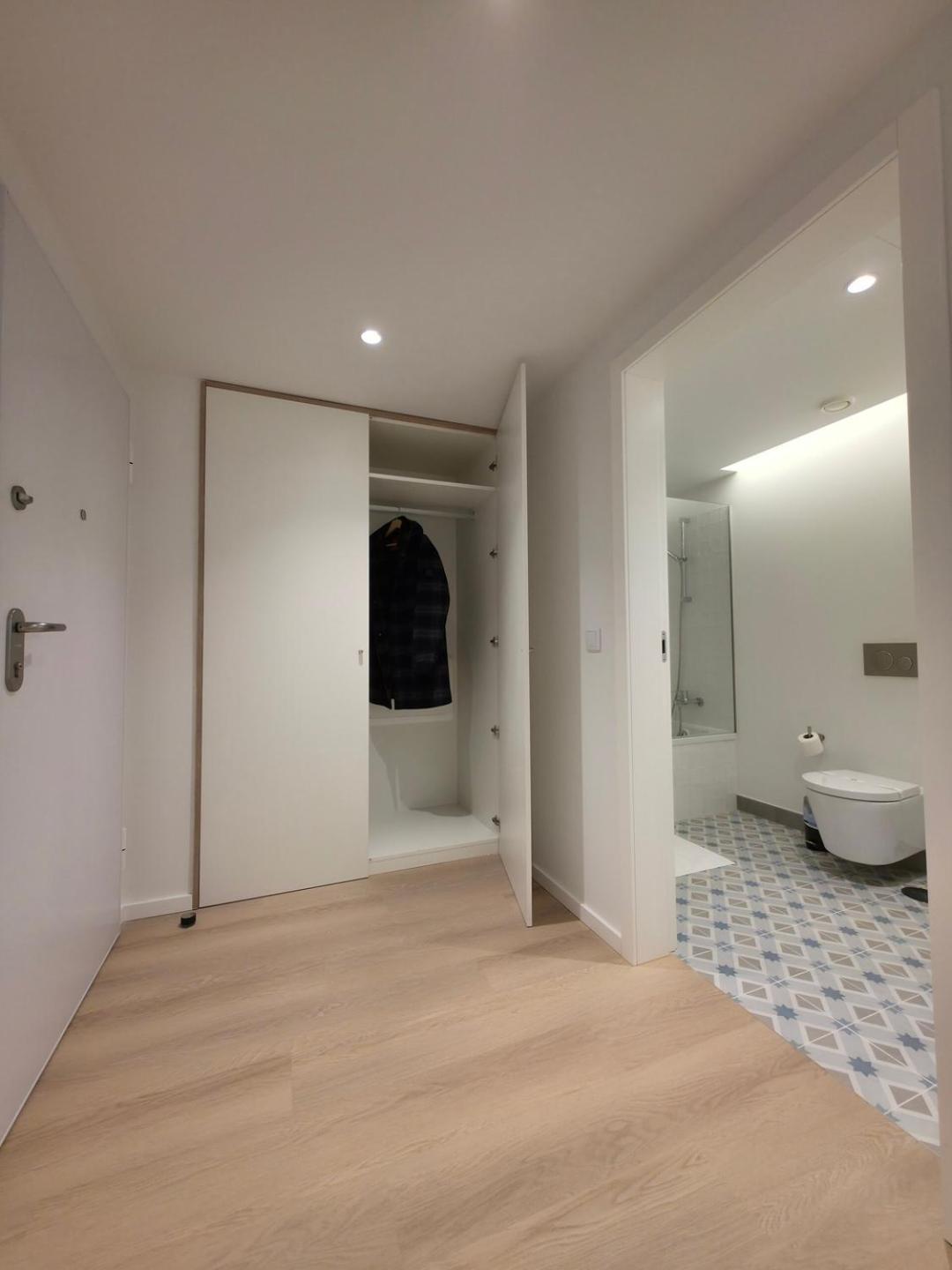 Spacious And Modern 2-bed With Garage * Porto