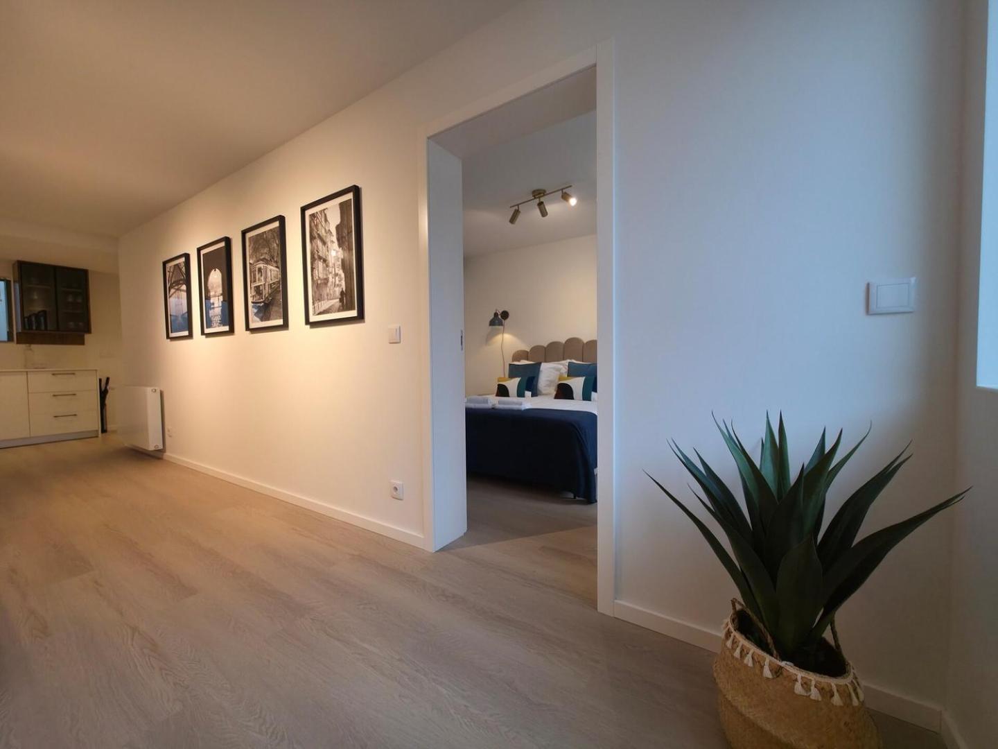 Spacious And Modern 2-bed With Garage Apartment Porto