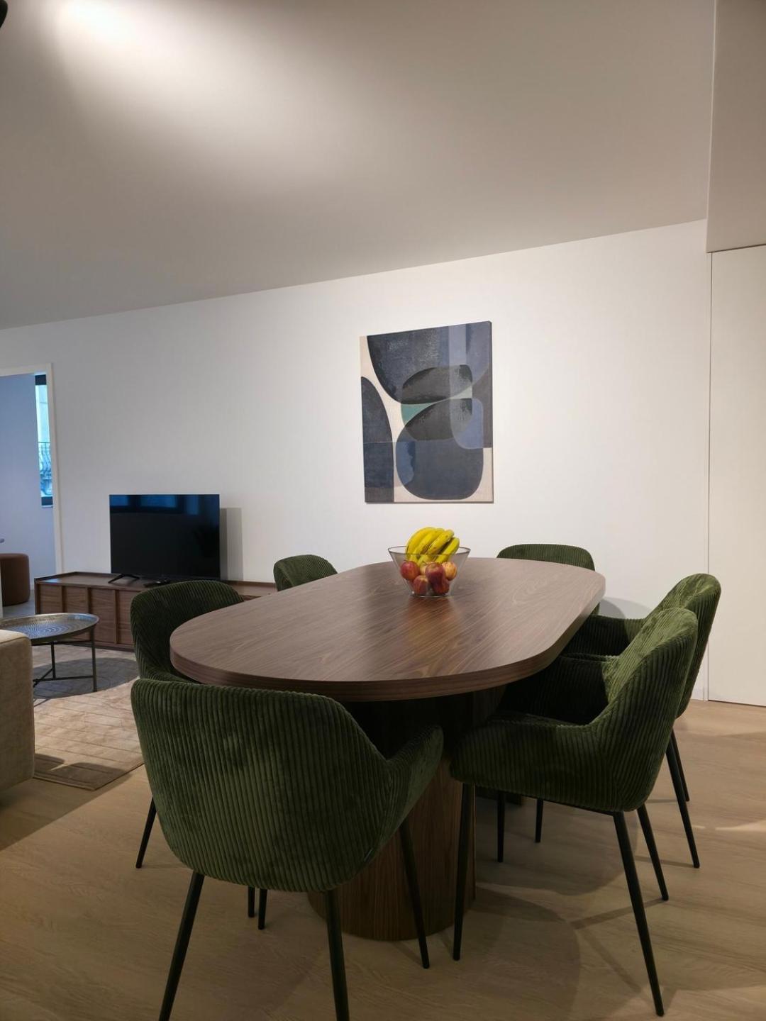 Apartment Spacious And Modern 2-bed With Garage Porto