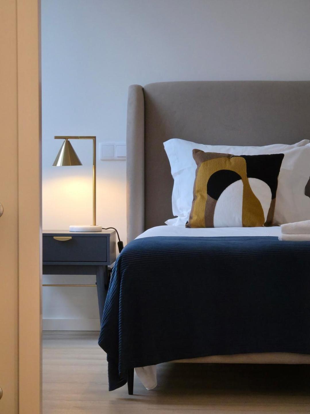 Spacious And Modern 2-bed With Garage Porto