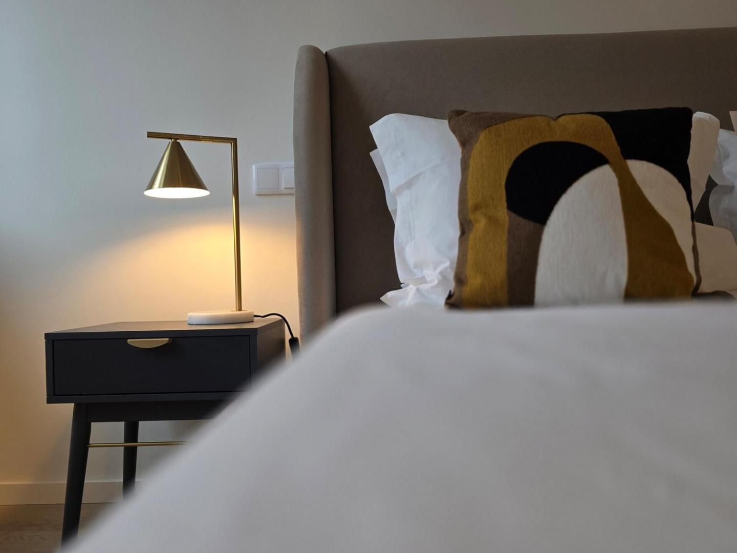 Spacious And Modern 2-bed With Garage Apartment Porto