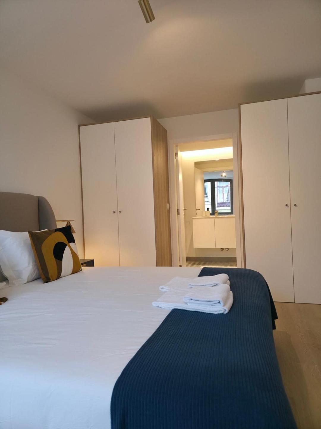 Spacious And Modern 2-bed With Garage Porto