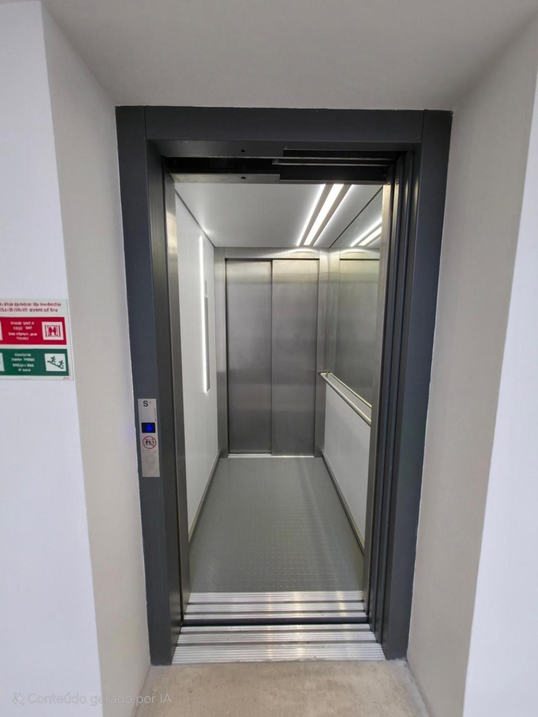 Spacious And Modern 2-bed With Garage *