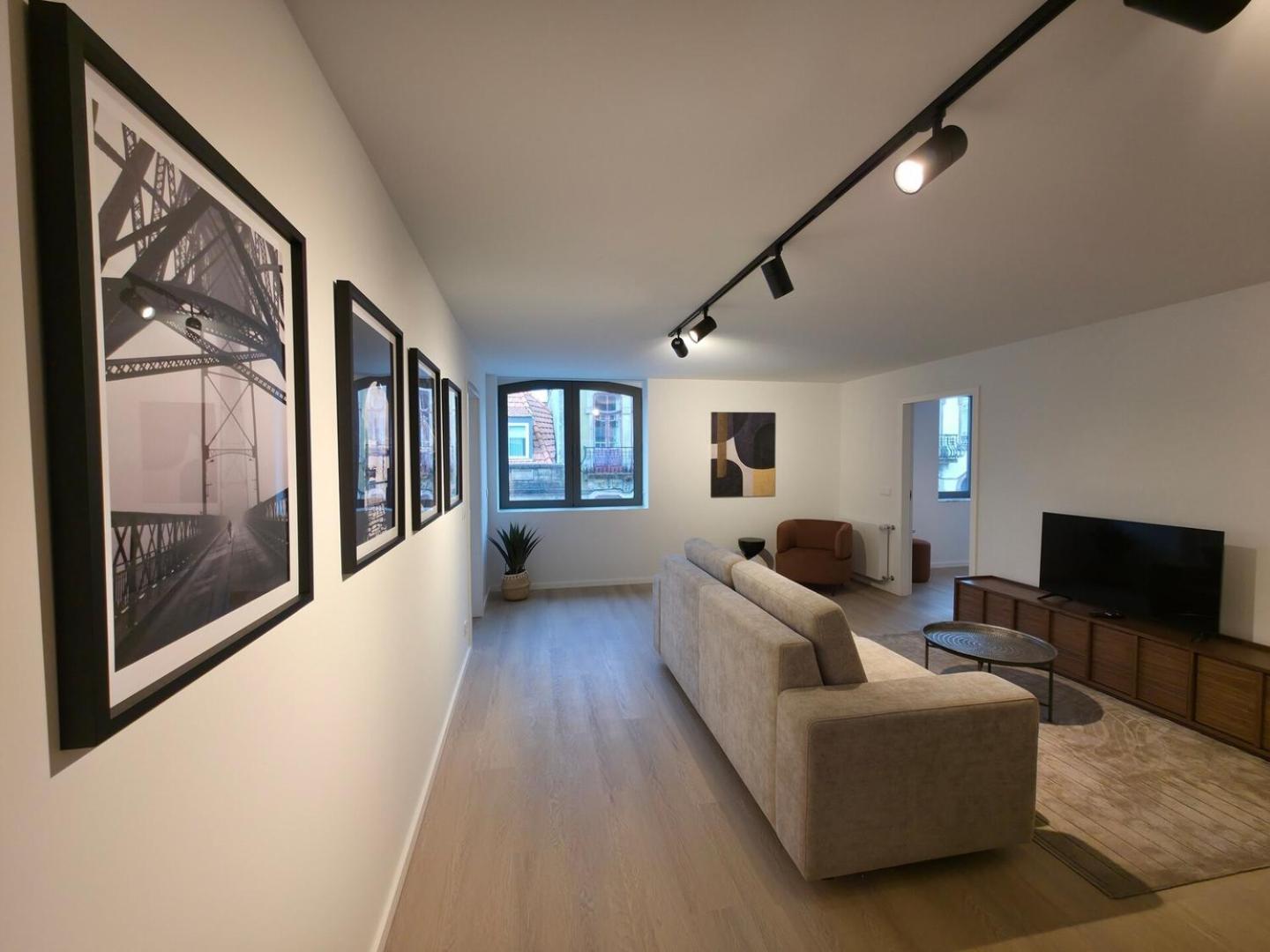 Spacious And Modern 2-bed With Garage * Porto