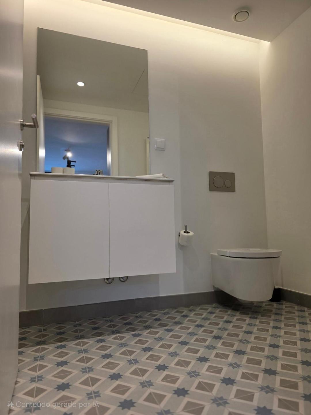 Apartment Spacious And Modern 2-bed With Garage Porto