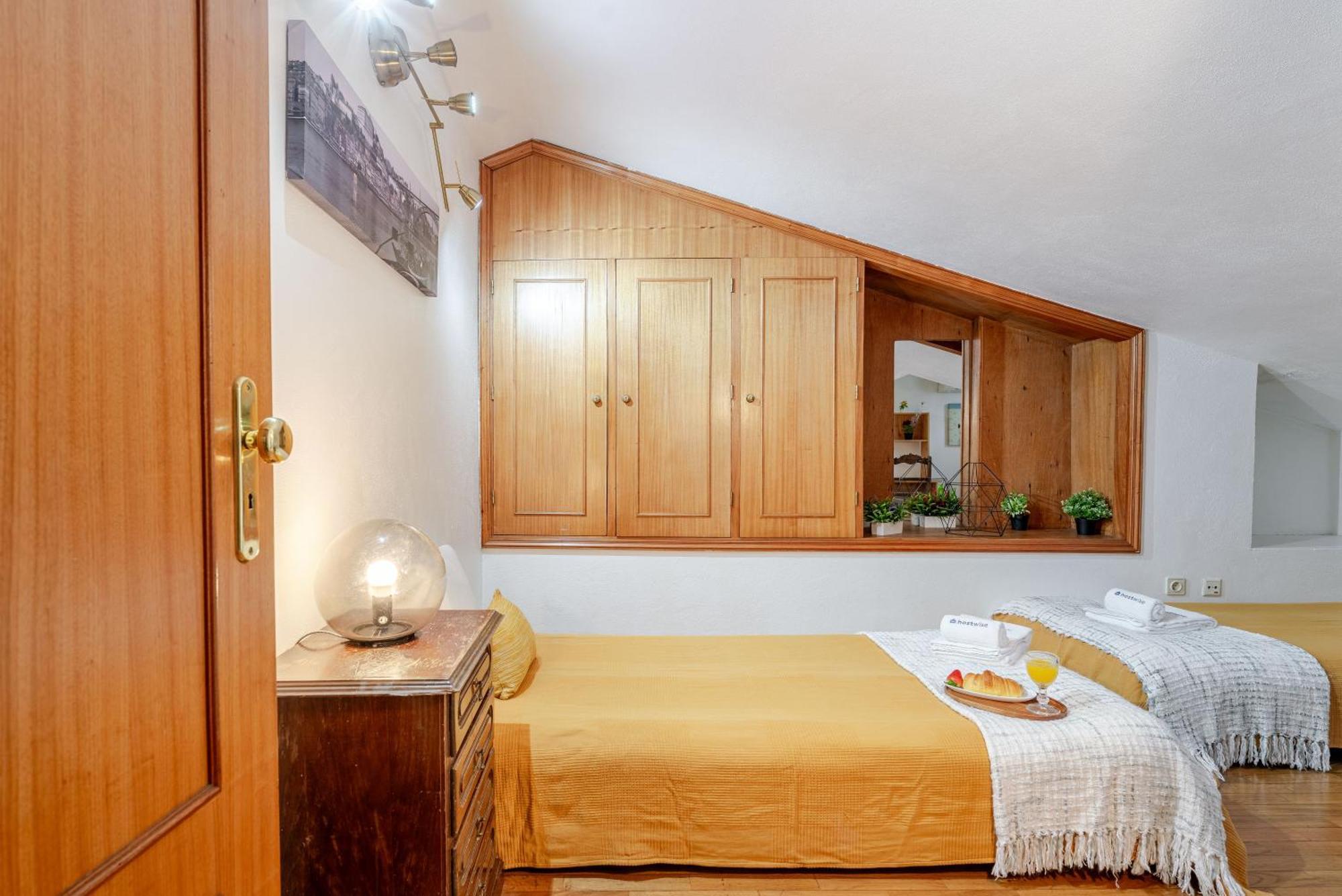 Apartment Host Wise - Rustic Bright Flat - Centre