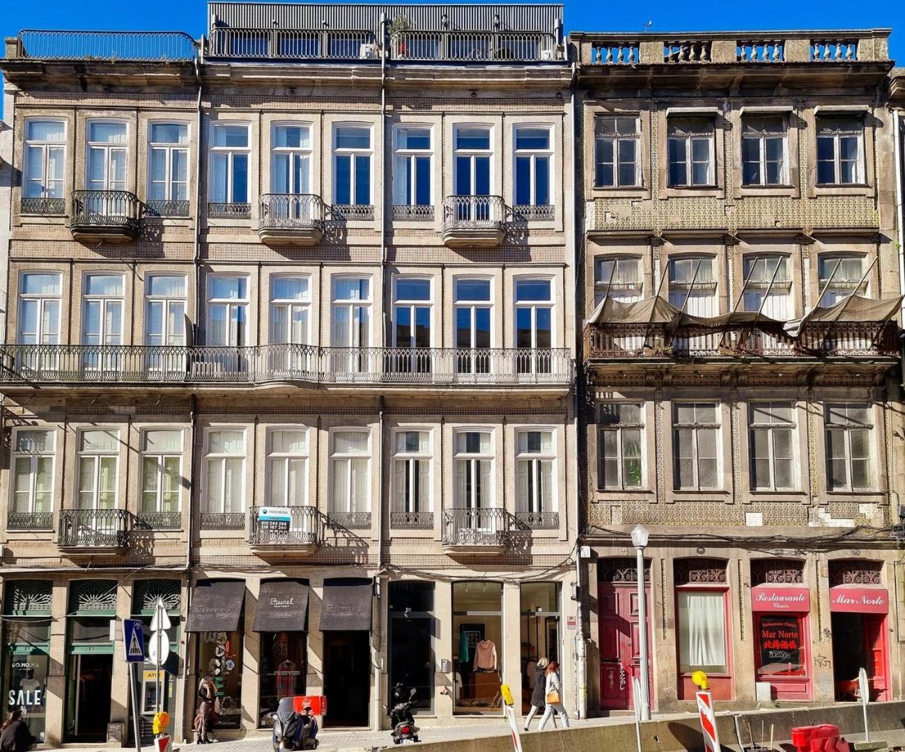Loft With Balcony On City's Important Street *