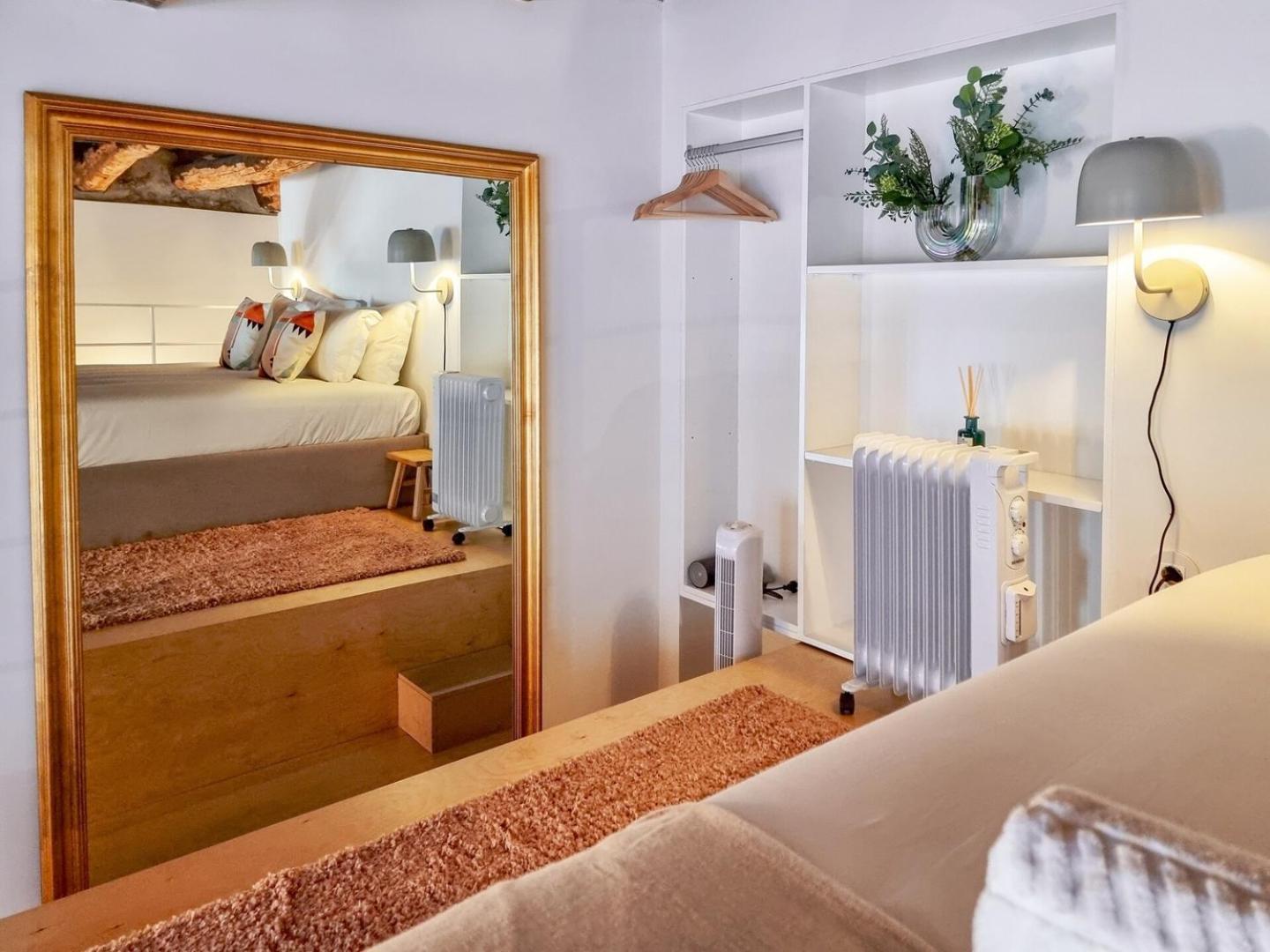 Loft With Balcony On City's Important Street Luxury tent *