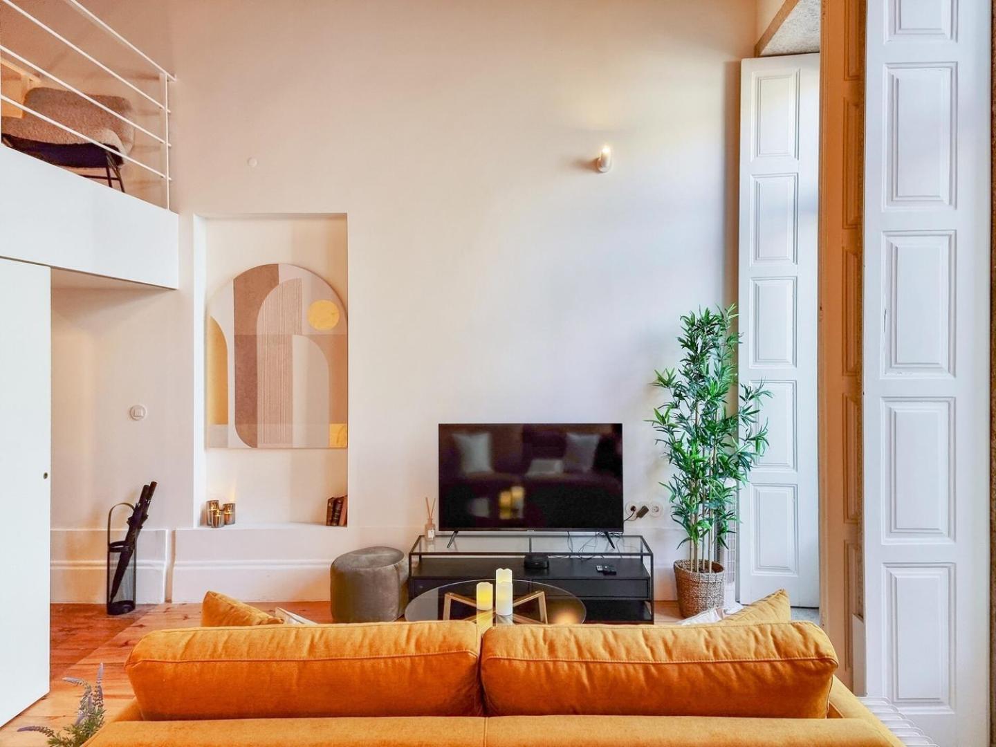 Luxury tent Loft With Balcony On City's Important Street Porto