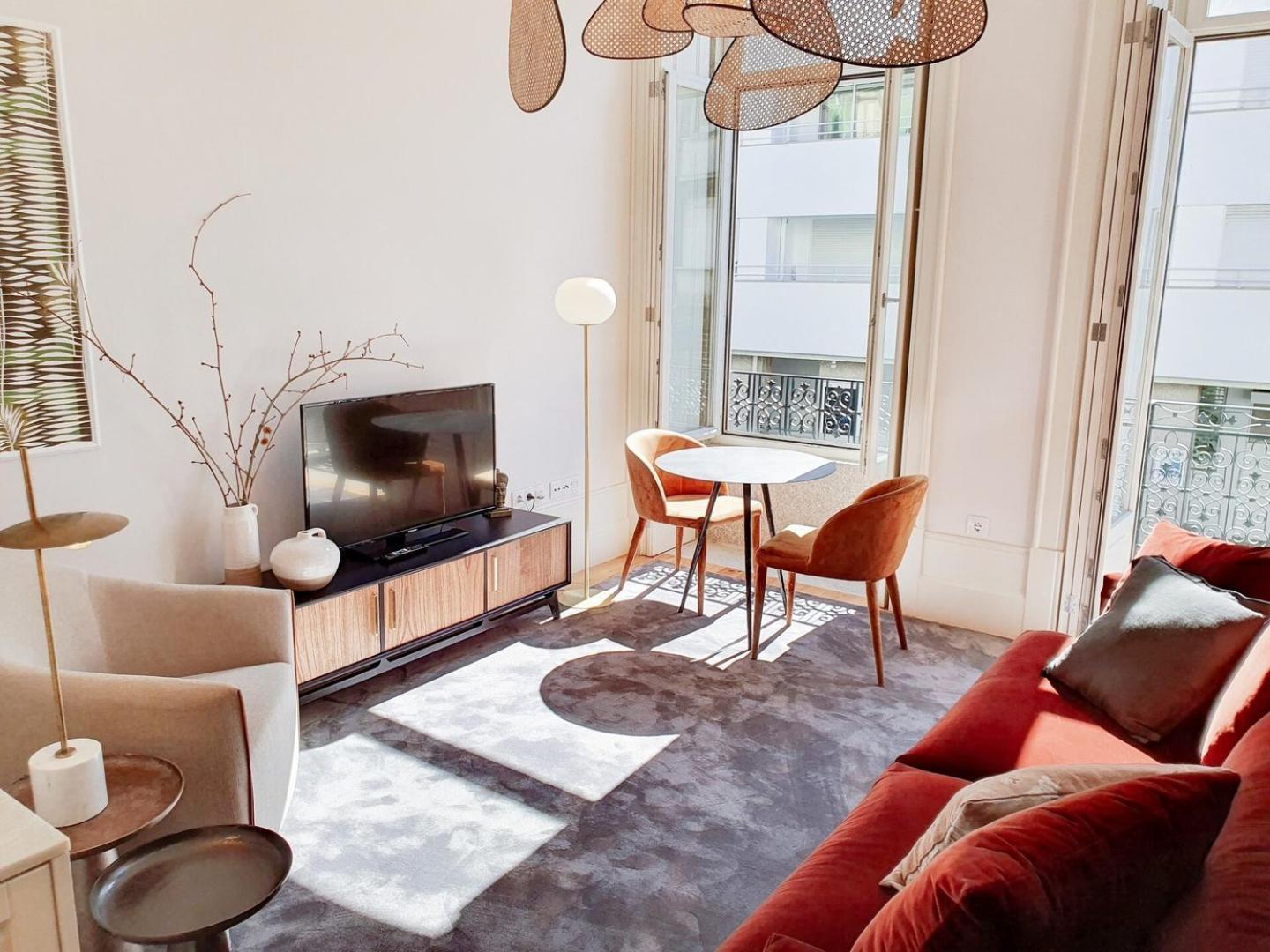 Classic Loft In Fully Renewed Building At Batalha Luxuszelt *