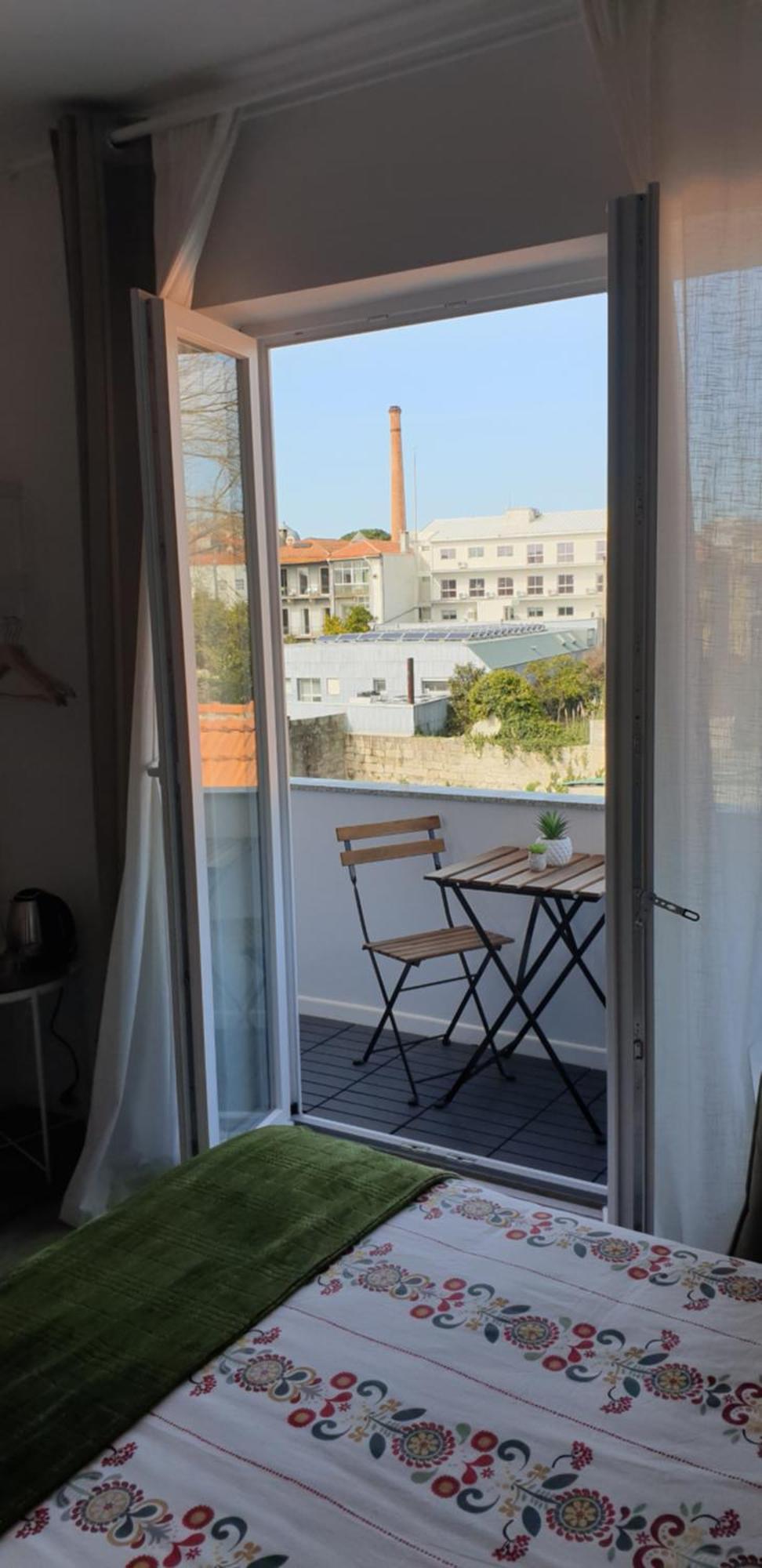 100 Contos Bed & Breakfast