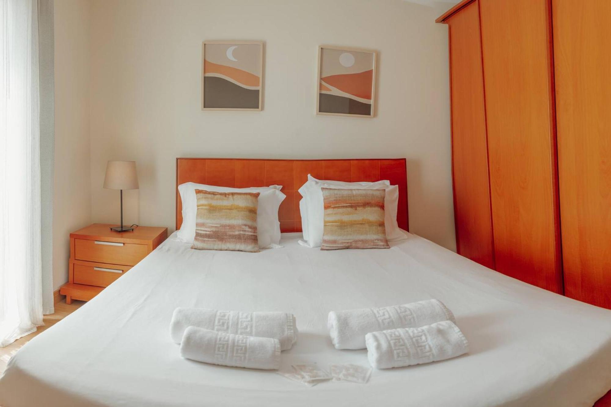 Apartment Bright By Hosty