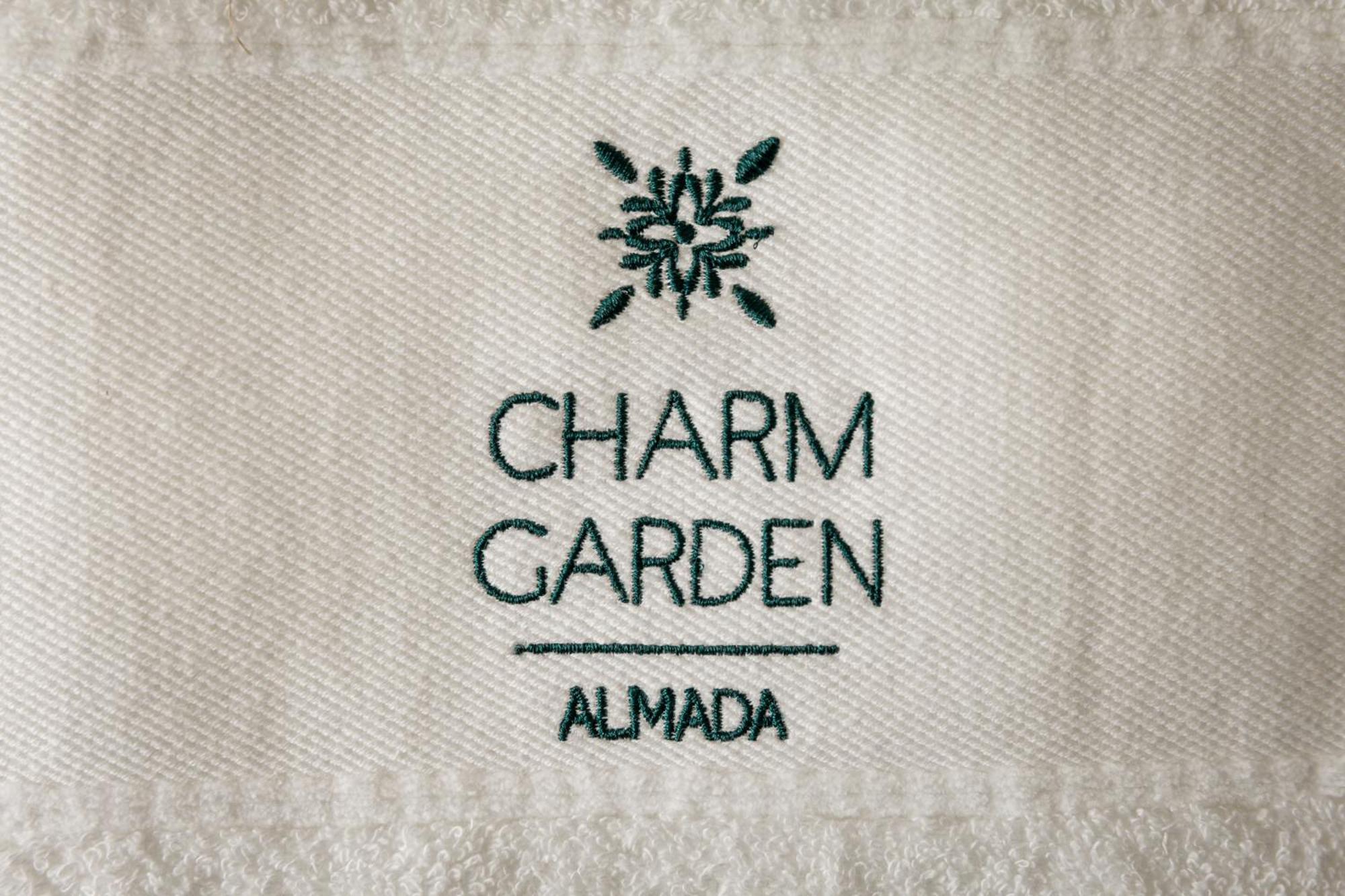 Almada Charm & Guest house