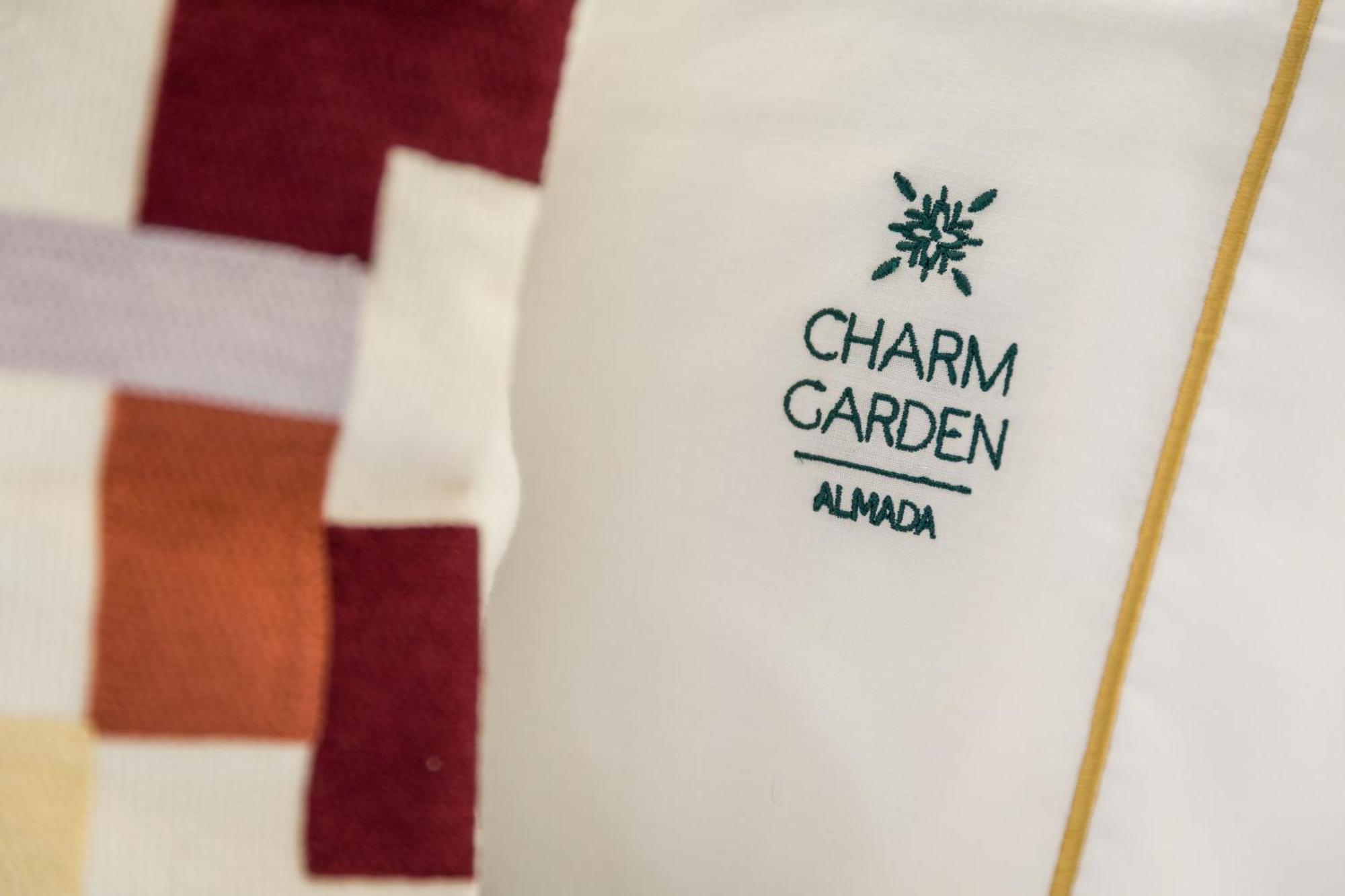 Almada Charm & Porto