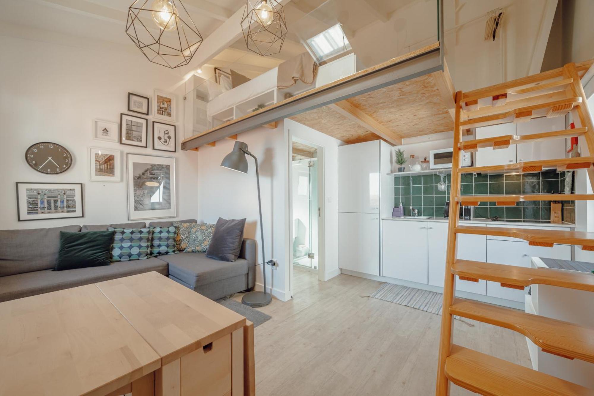 Mezzanine Stylish By Vacationy Porto