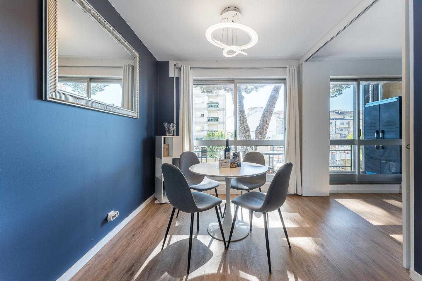 Guestready - Shades Of Blue With Balcony