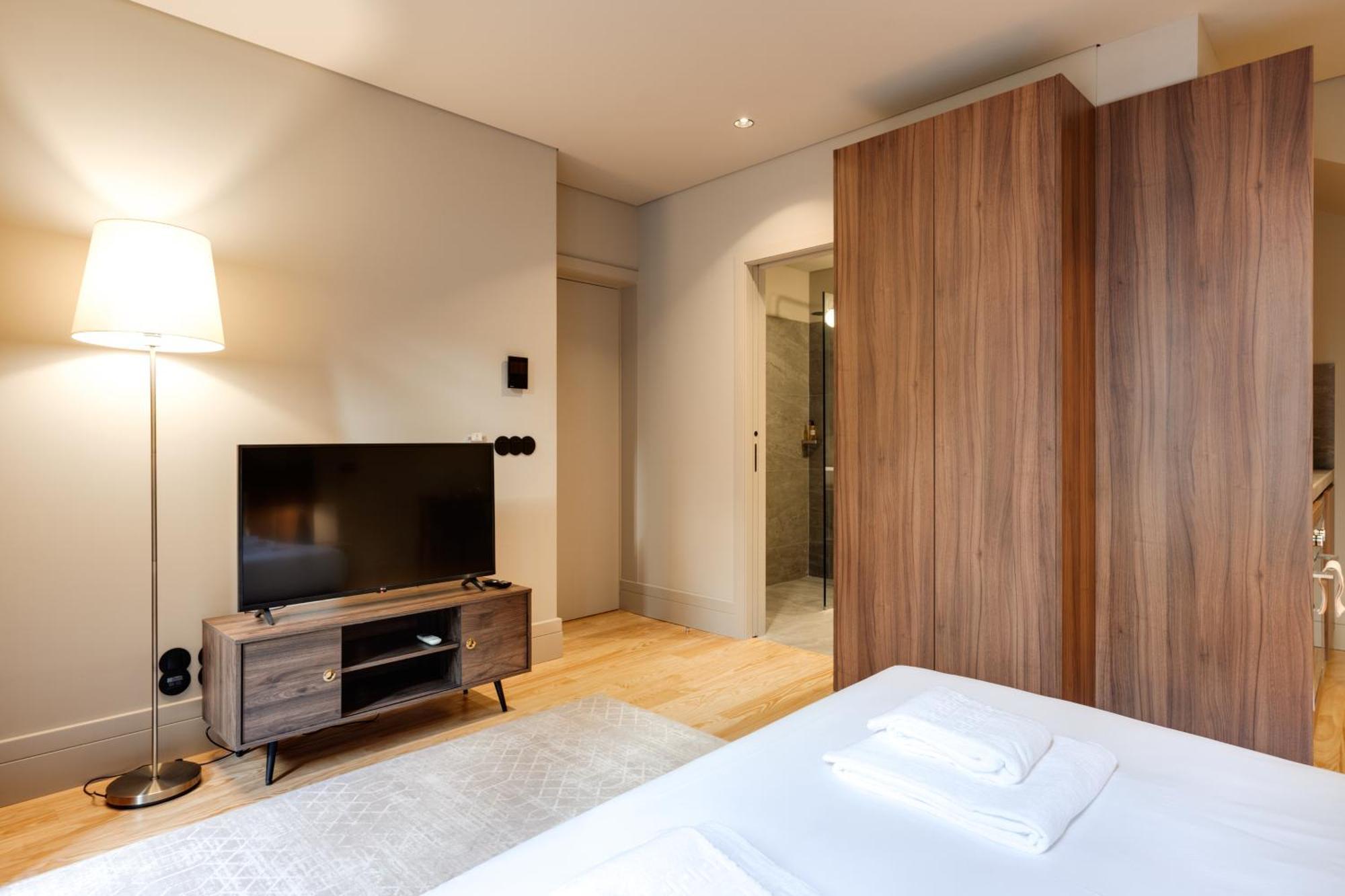 Apartment Avus M And By Da'home