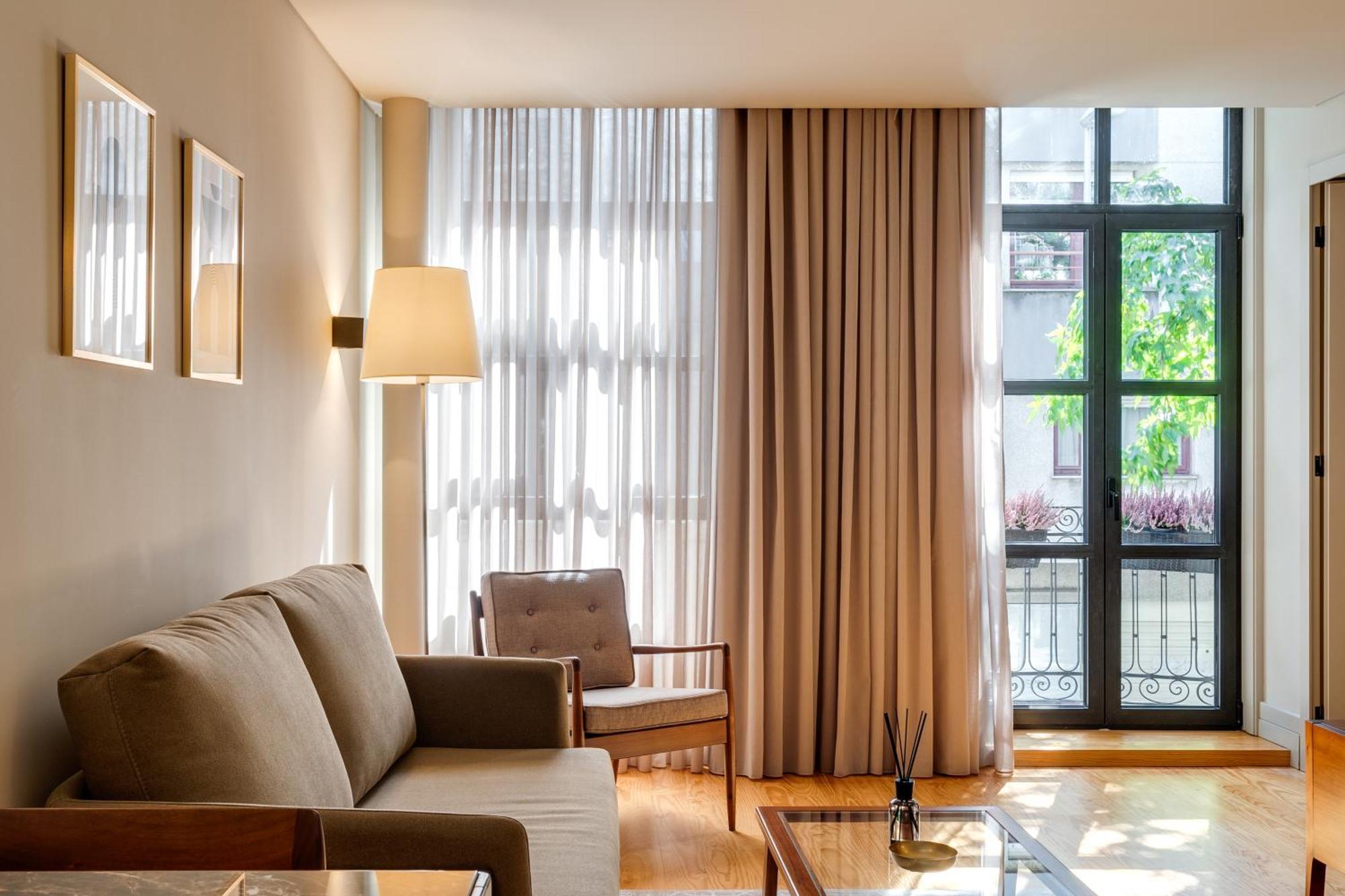Avus M And By Da'home Apartment Porto