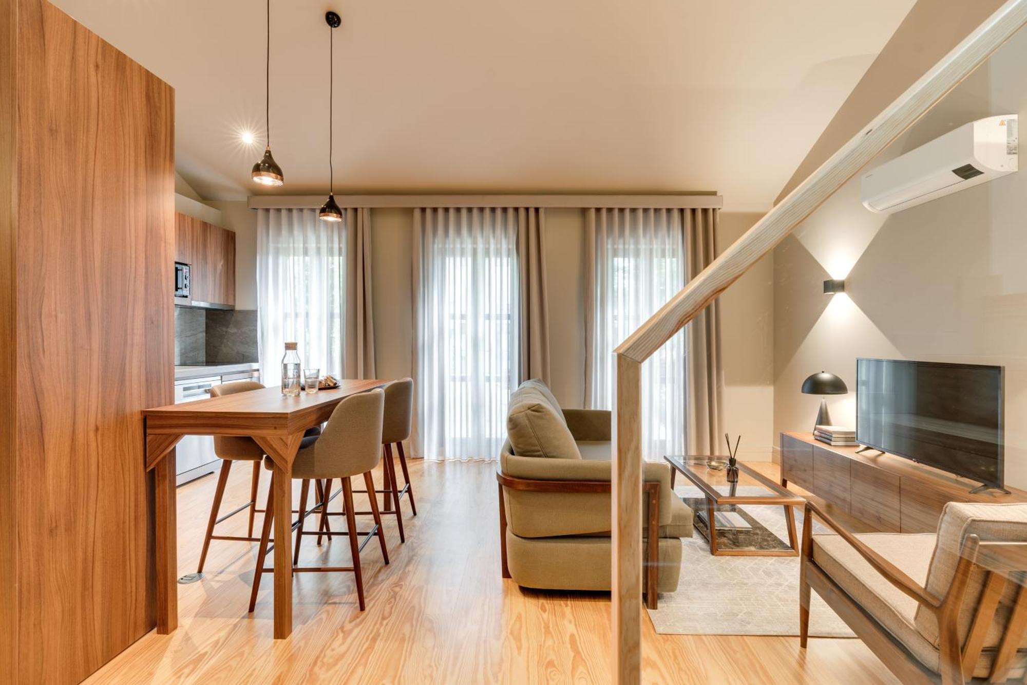 Avus M And By Da'home Apartment Porto