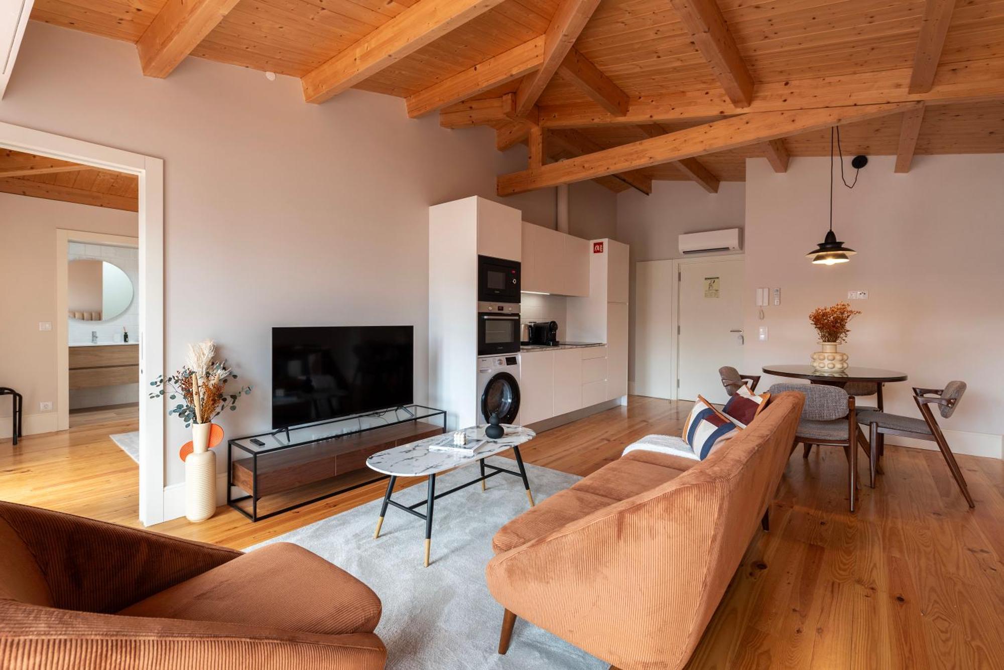 Apartment Ando Living - Flores House *