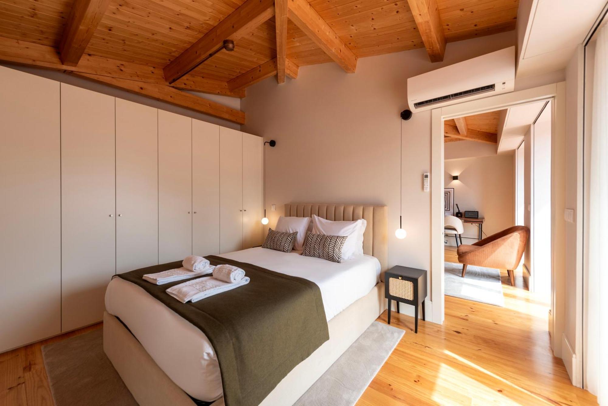 Apartment Ando Living - Flores House *