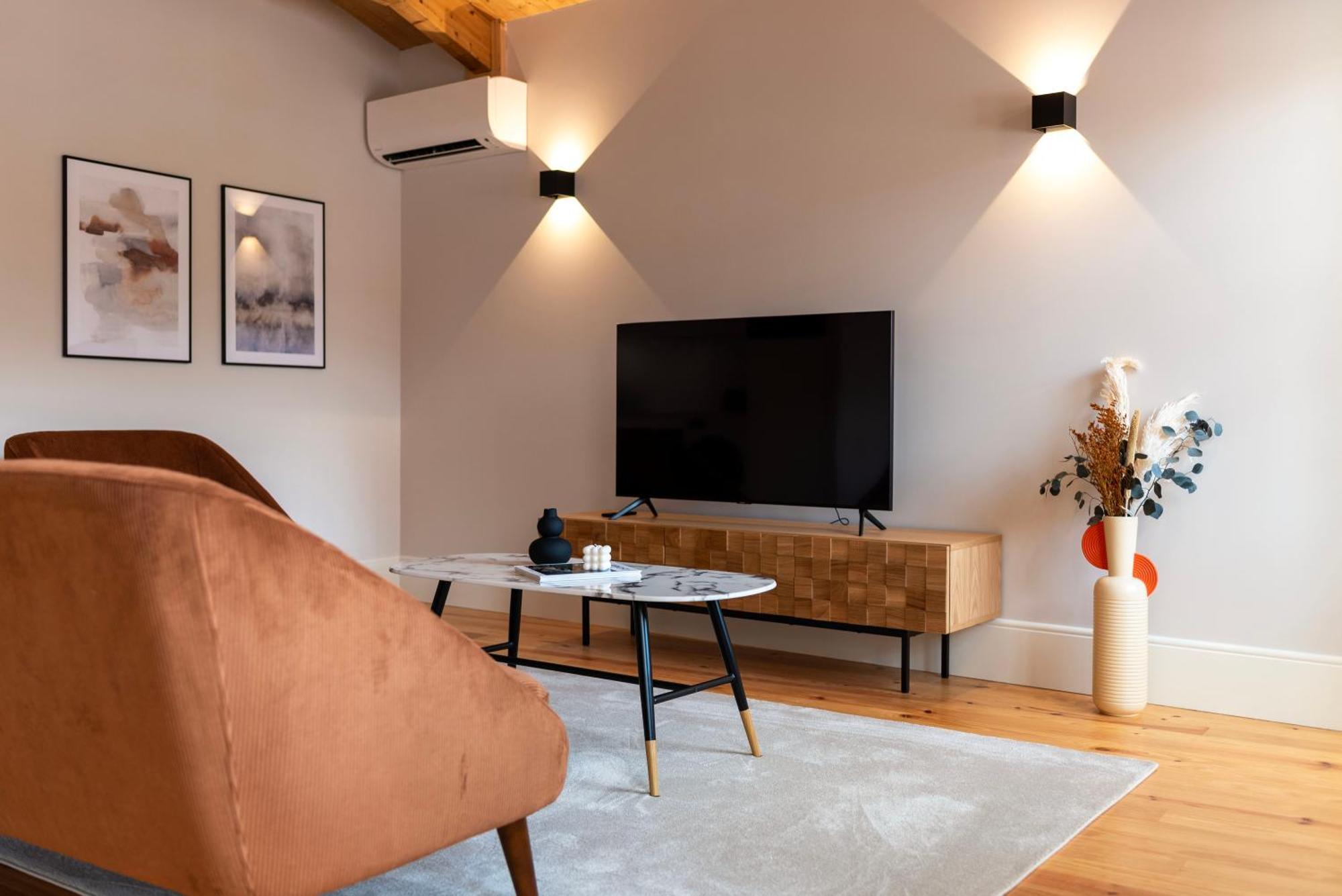 Apartment Ando Living - Flores House