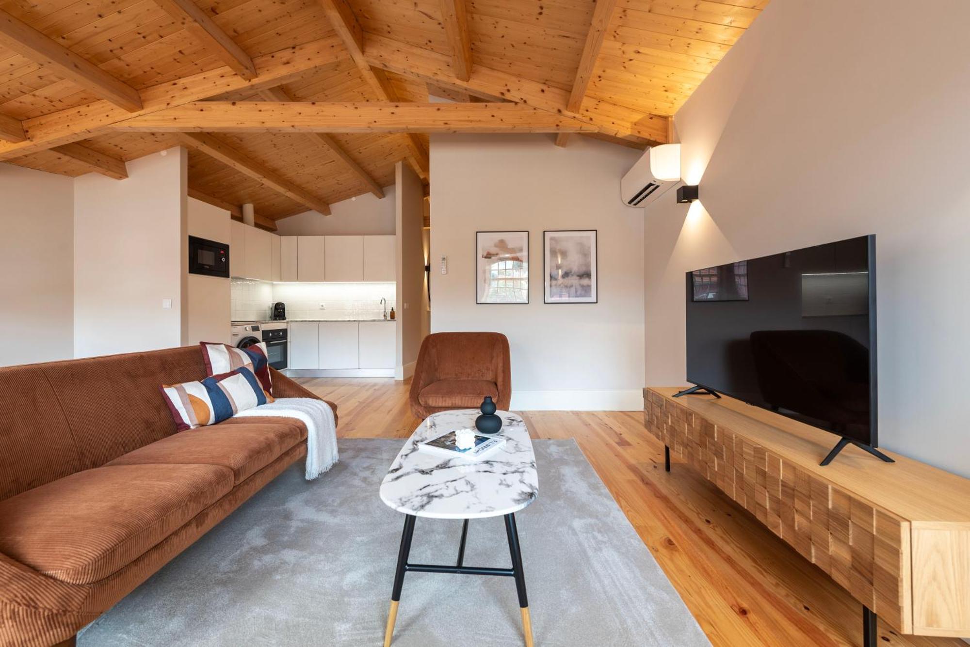 Ando Living - Flores House Apartment Porto