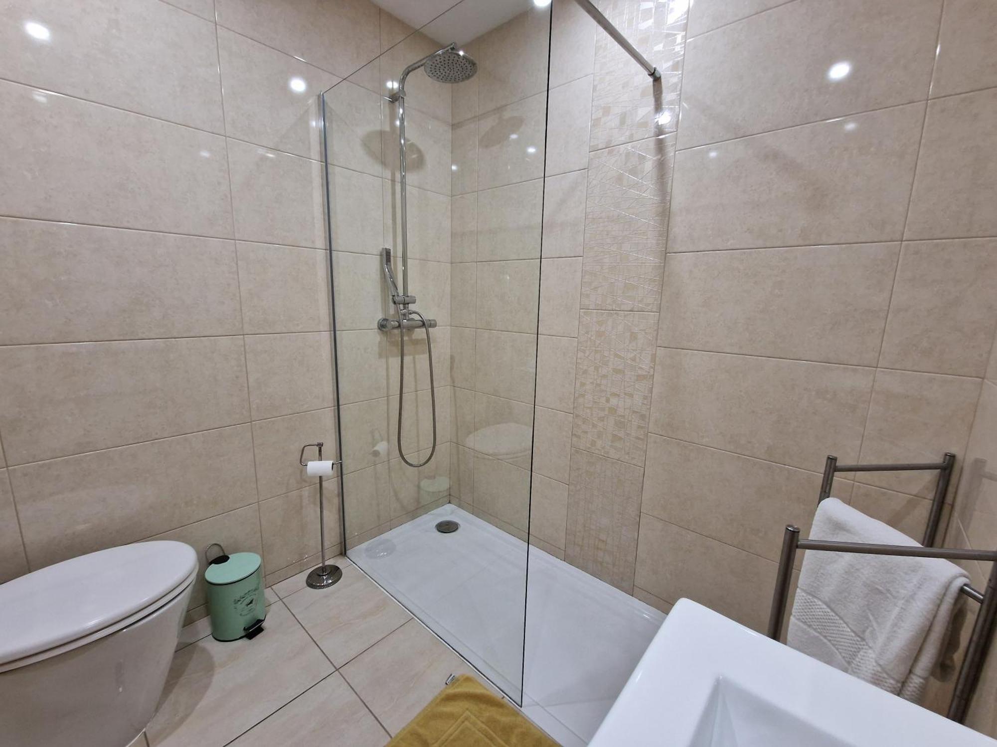 Apartment Pretty Flat With Terrace, Air Cond, Free Parking, By With Lda Porto