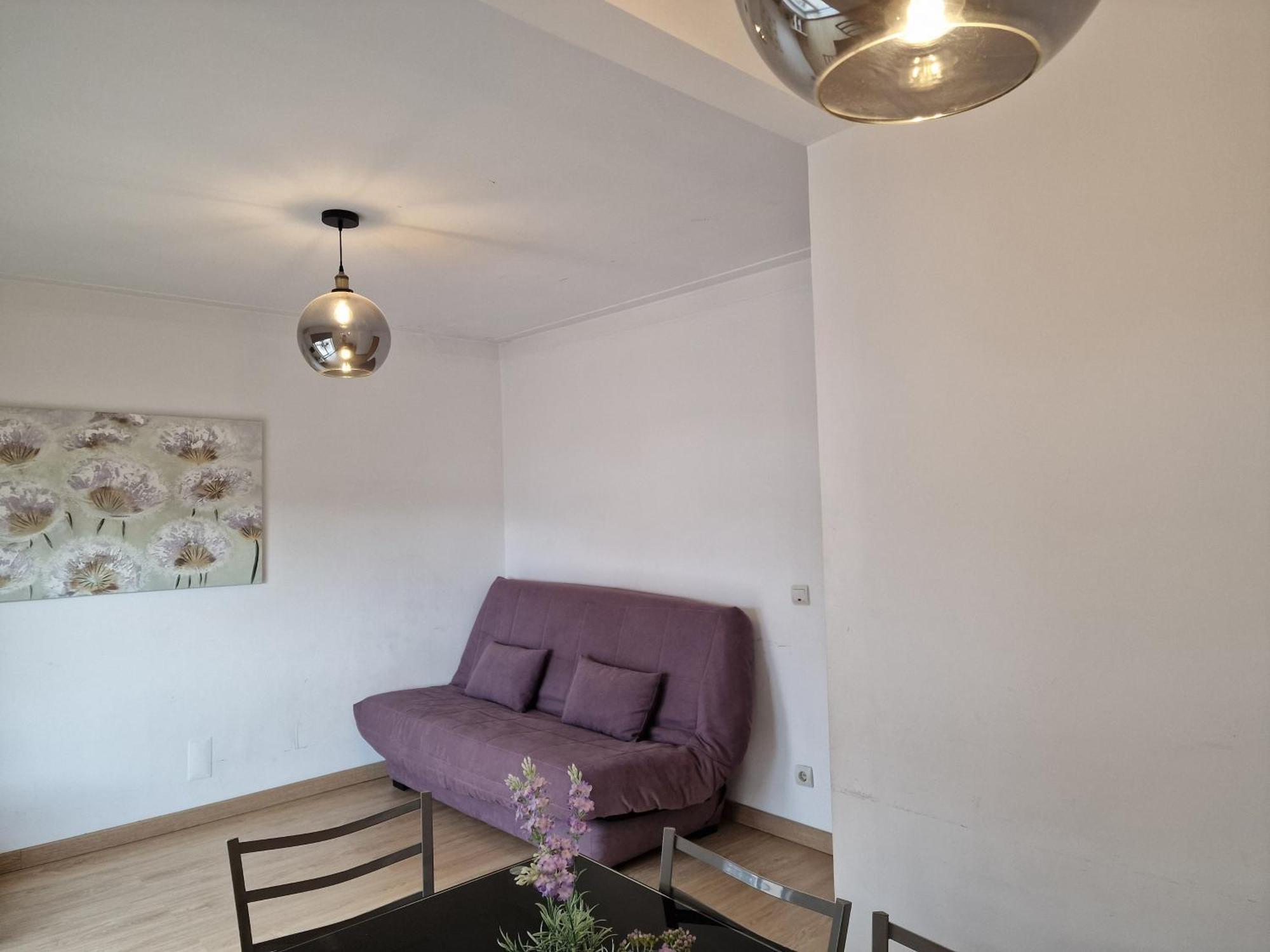 Apartment Pretty Flat With Terrace, Air Cond, Free Parking, By With Lda