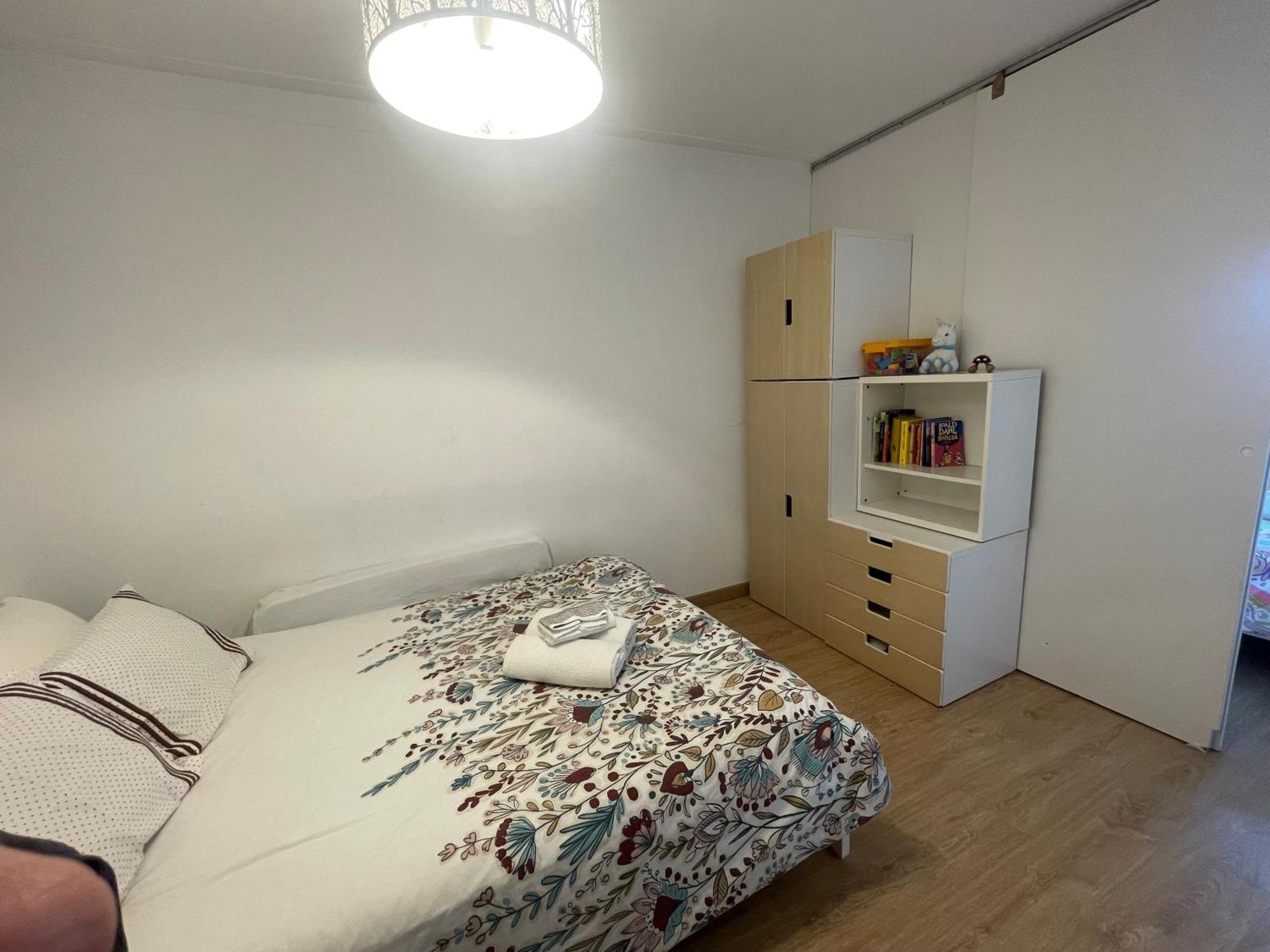 Apartment Pretty Flat With Terrace, Air Cond, Free Parking, By With Lda *