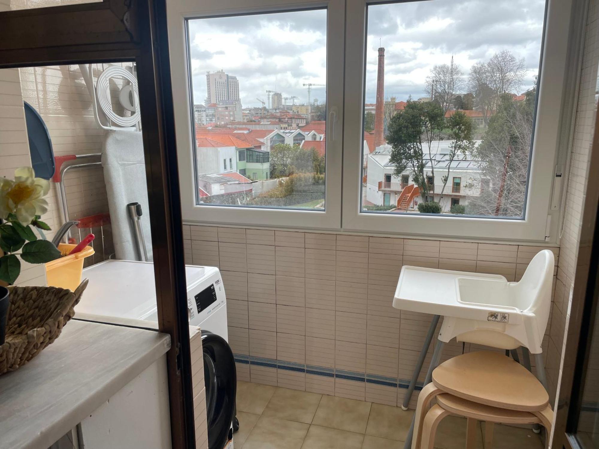 Cozy With Terrace, Air Cond, Free Parking, By With Lda Appartement