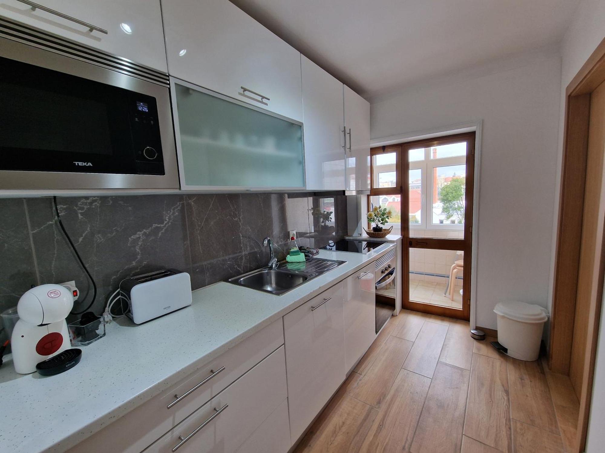 Cozy With Terrace, Air Cond, Free Parking, By With Lda Appartement Porto