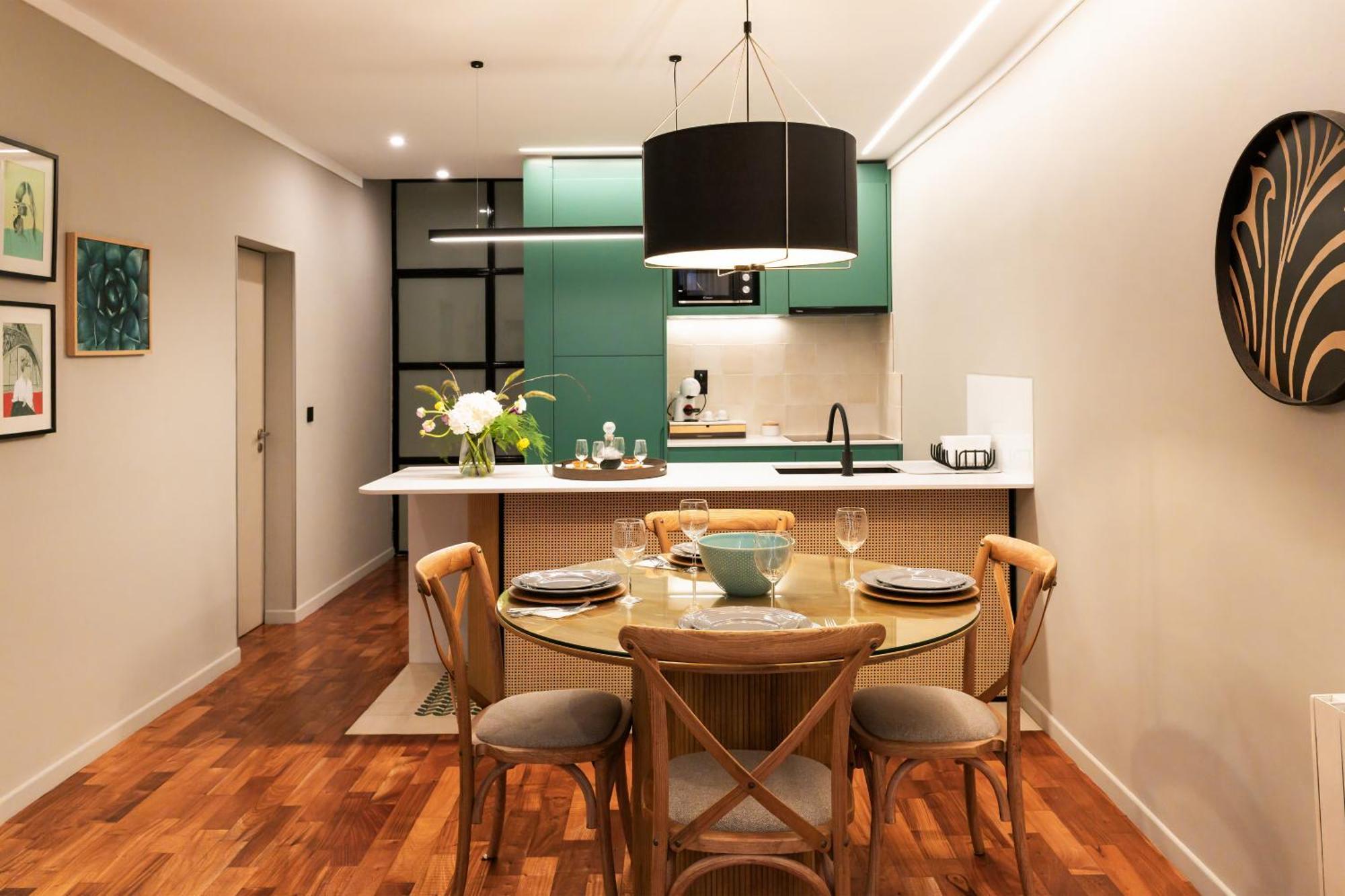 Insight Apartments- With Balcony * Porto