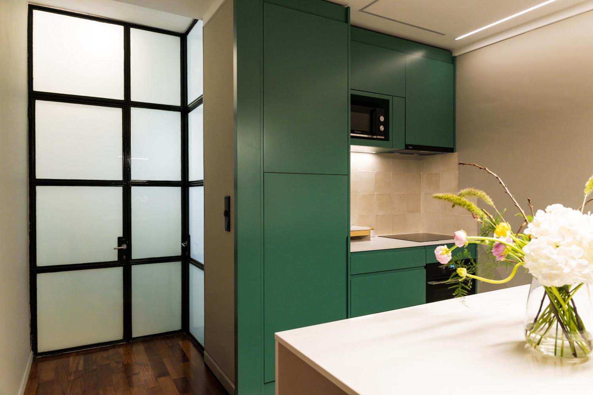 Insight Apartments- With Balcony