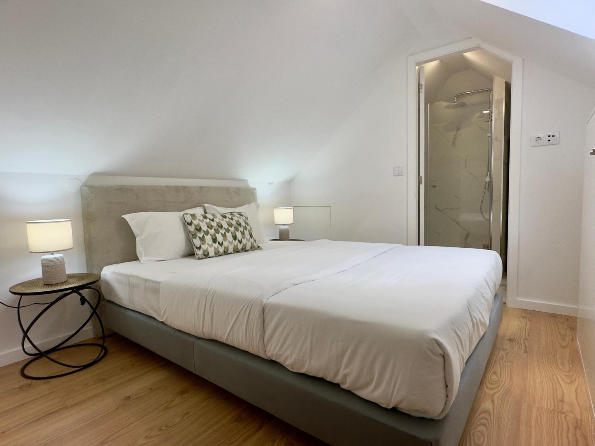 Vibrant Apartments-campo 24 Agosto *