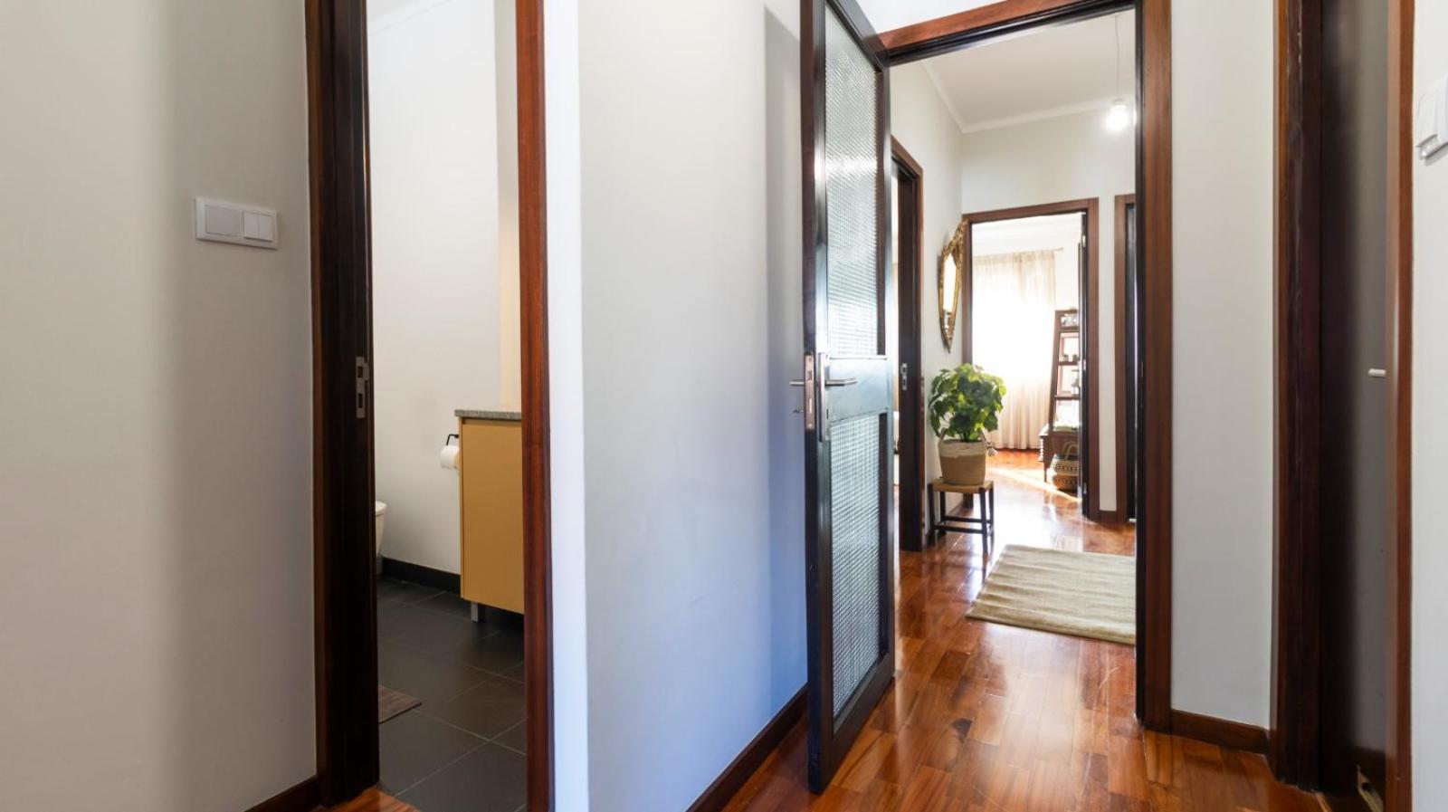 Essence Apartment