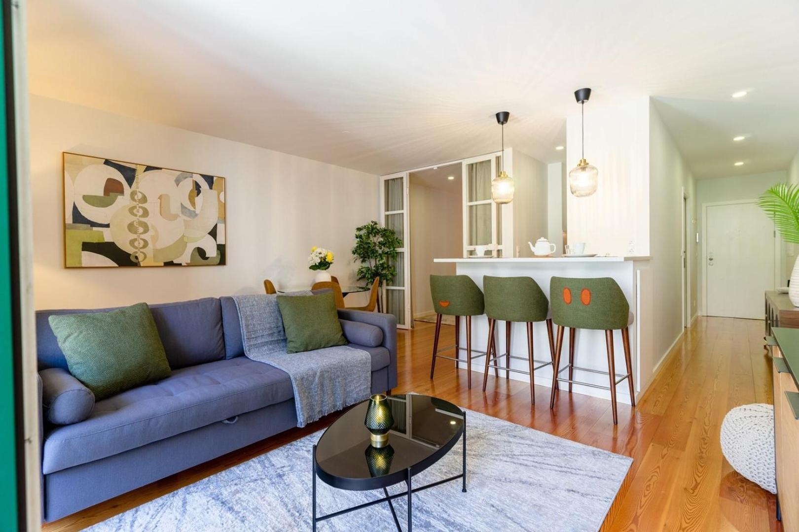Flat With Cozy Balcony In The Heart Of Center Porto