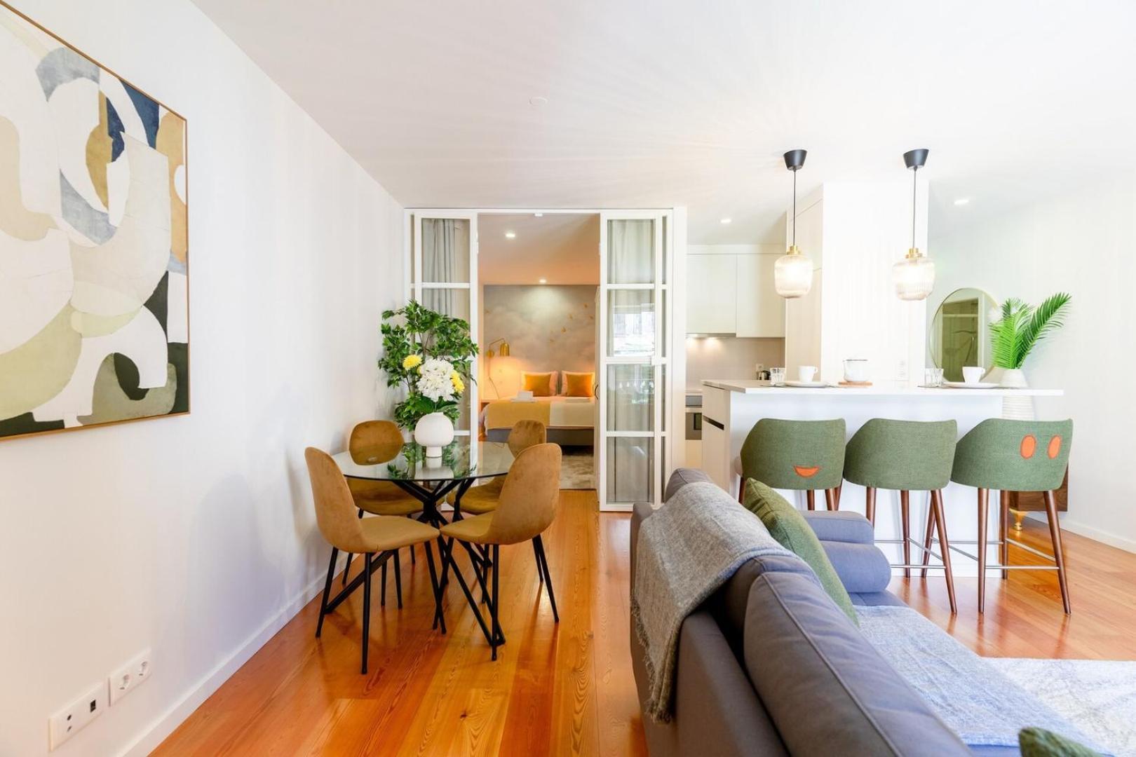 Flat With Cozy Balcony In The Heart Of Center * Porto