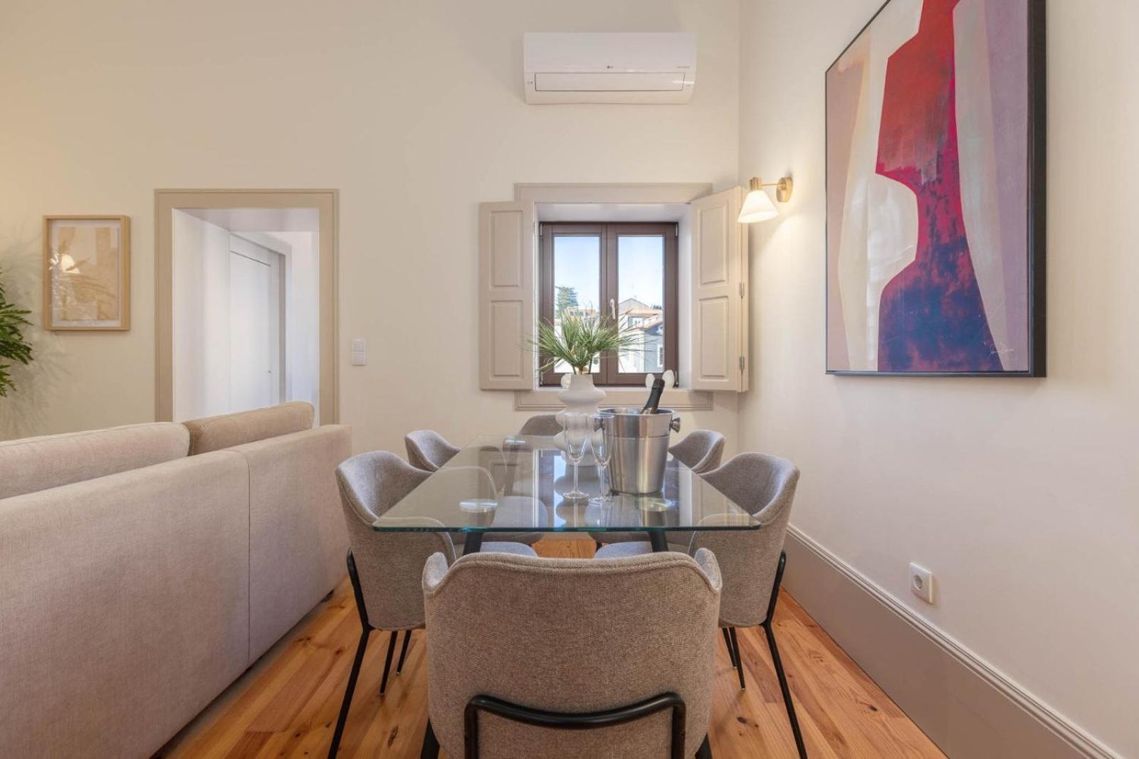 Wood Haven Luxury Duplex Downtown With Ac Apartment