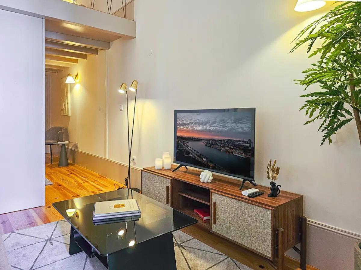 Wood Haven Luxury Duplex Downtown With Ac